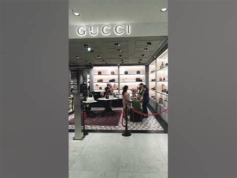 Gucci Corner Stuttgart .